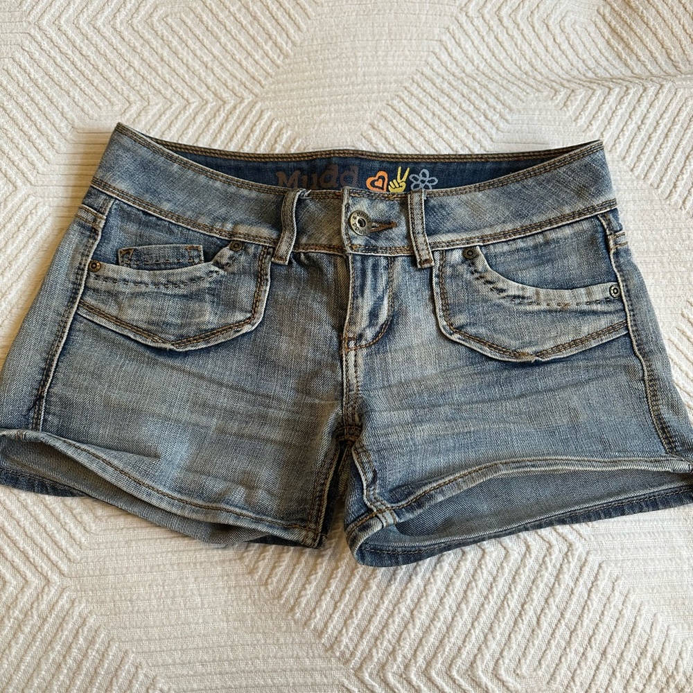 JUNIOR MUDD JEAN SHORTS